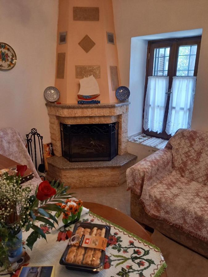 Villa Πηλιο- Το Εξοχικο Τησ Αννασ- Αφησσοσ Áfissos Esterno foto